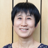 Yanqing Duan