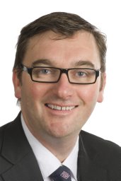 Jonathan C Knott