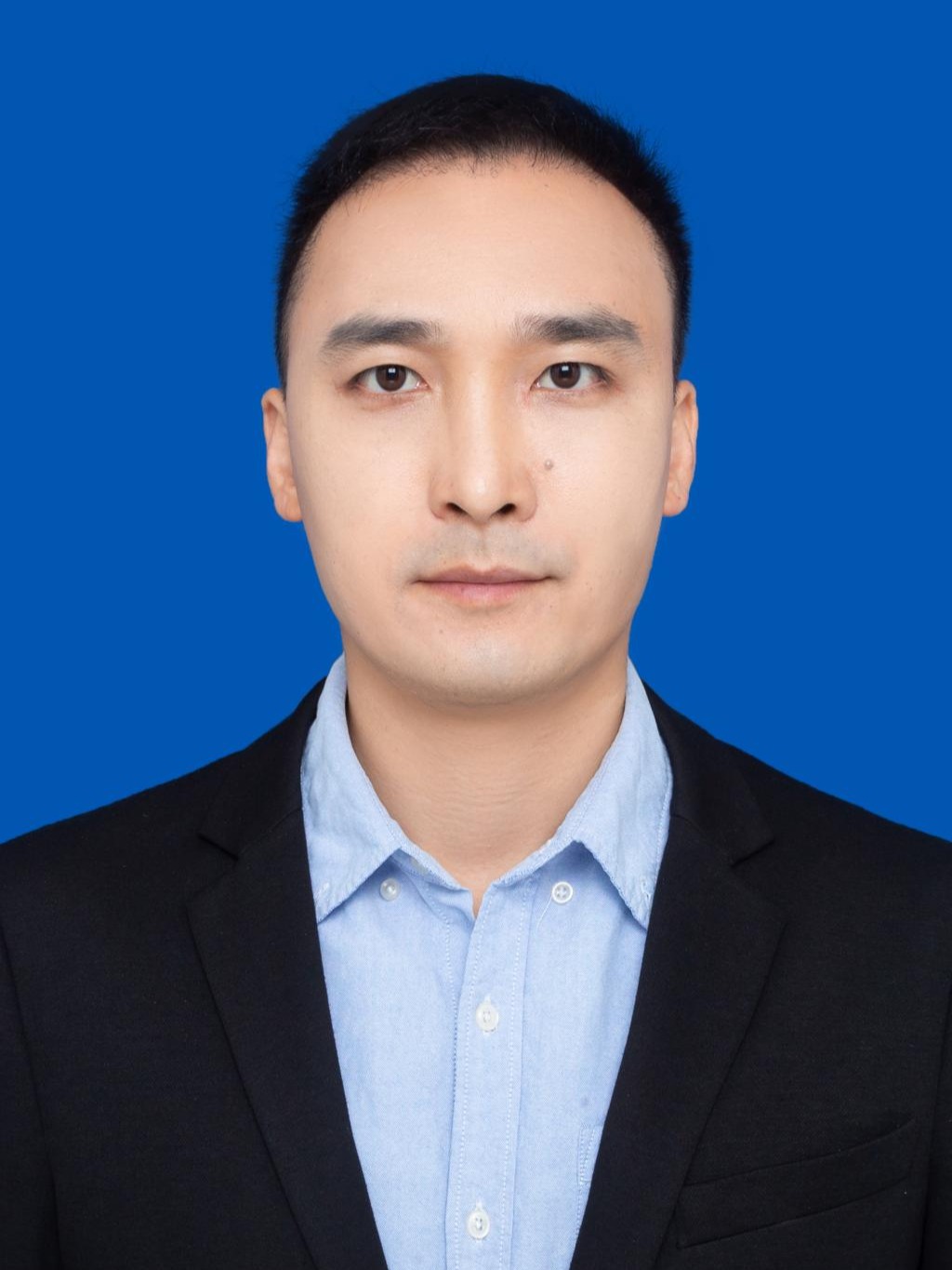 Zhili Deng