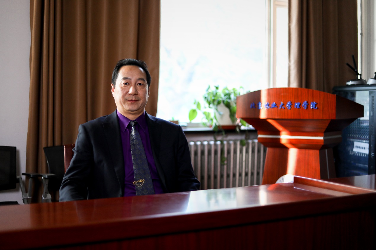 Qiang Li