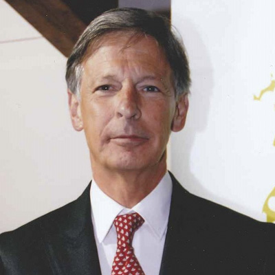 José A. Obeso