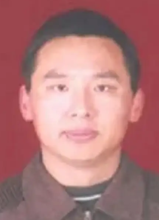 Guangfeng Zhang
