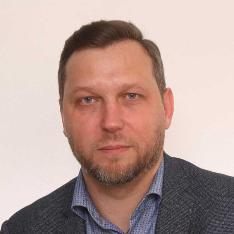 Vladimir A Pankratov