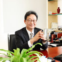 Yunjong Wang