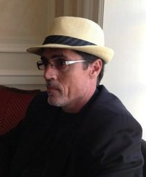 Claudio E. M. Banzato