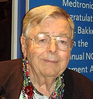 Earl Bakken
