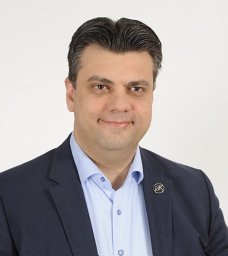 Péter Popovics
