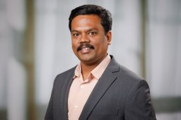 Muthamil Iniyan