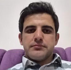 Vahid Momeni