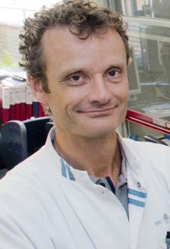 R. van Crevel (Reinout)