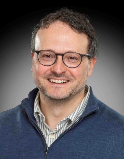 Danilo J. Rezende