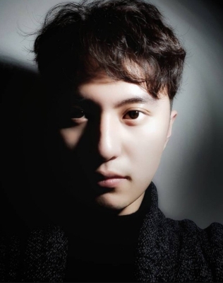 Yuxuan Wang