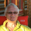 Lars J Bjertnaes