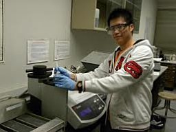 Yuzheng Zhang