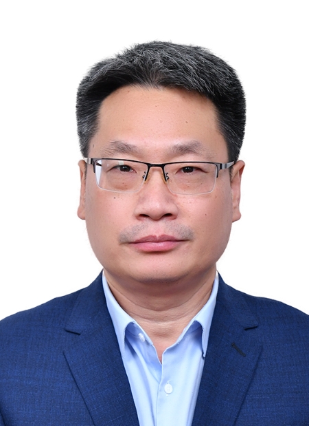 Huagui Yang