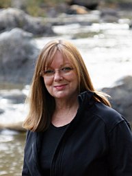 Susan J Nichols