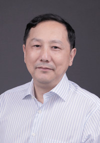 Yili Yang