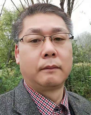 Heliang Huang