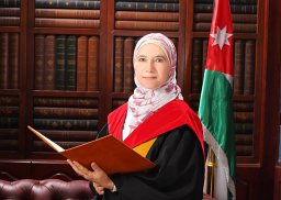 Zainab M Lafi
