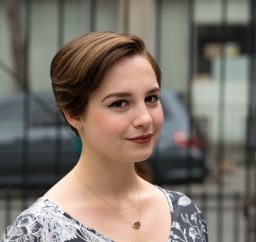 Julia Acker