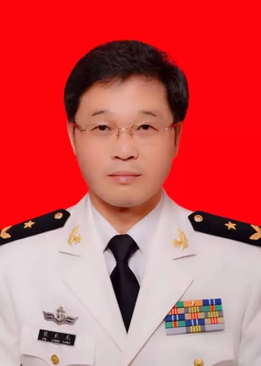 Lianglong Da