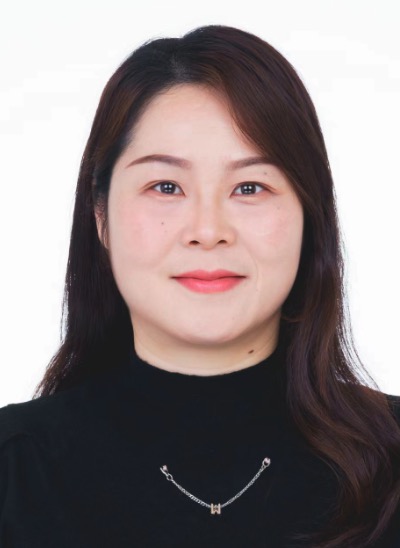Yanying Duan