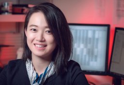 Xinwei Hua