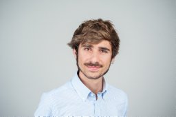Andrea J De Micheli