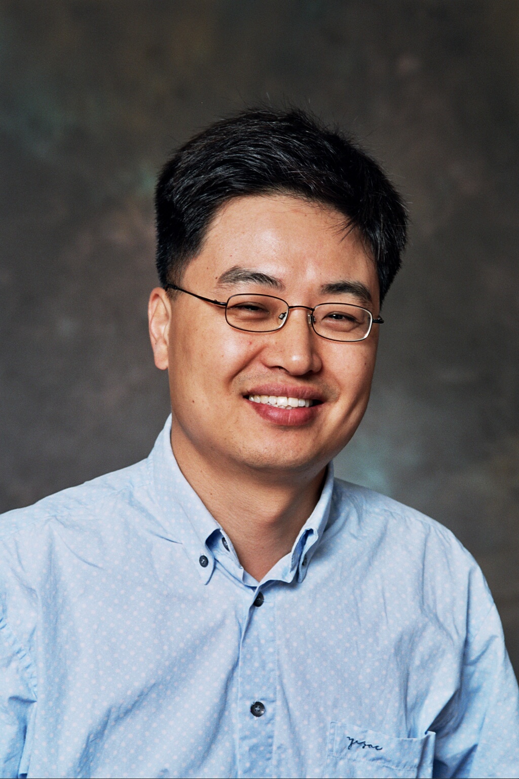 Min-Jong Kang