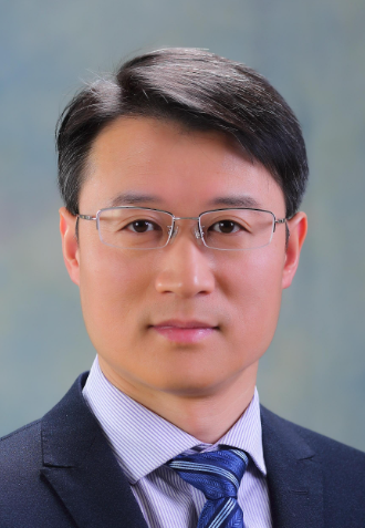 Renqian Zhang