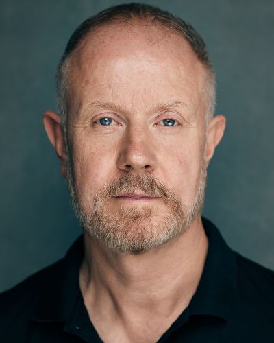 Richard G Watt