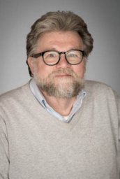 James P Donnelly