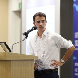 Iván López-Espejo