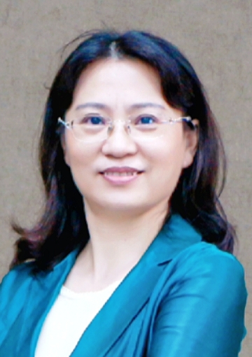 Yanhua Huang