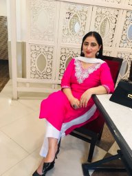 Yusera farooq Khan