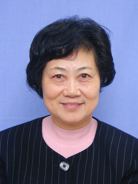 Lun Xu